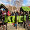Neues Spielger&auml;t - Gro&szlig;e Freude bei den Kindern vom &bdquo;Waldblick II&ldquo;