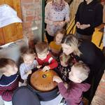 (c) Kita Holzbergwichtel