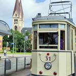 Eine Rundfahrt mit der historischen Straßenbahn ist ein ganz besonderes Erlebnis für Jung und Alt.