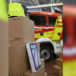 Neue Helme und Einsatztablets für die Feuerwehr Neue Helme und Einsatztablets für die Feuerwehr